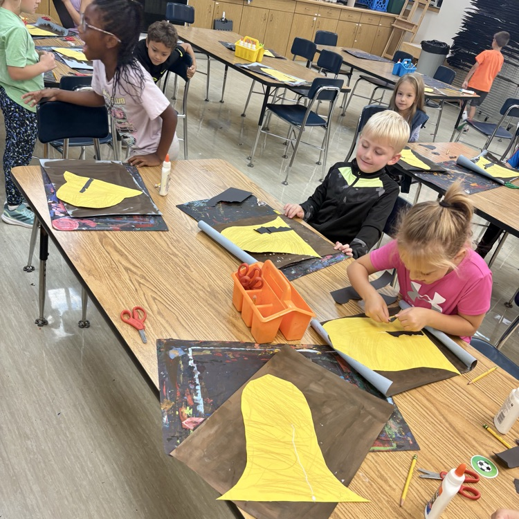 Students create American symbols for Constitution Day! 