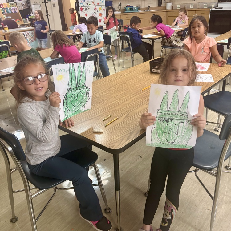 Students create American symbols for Constitution Day! 