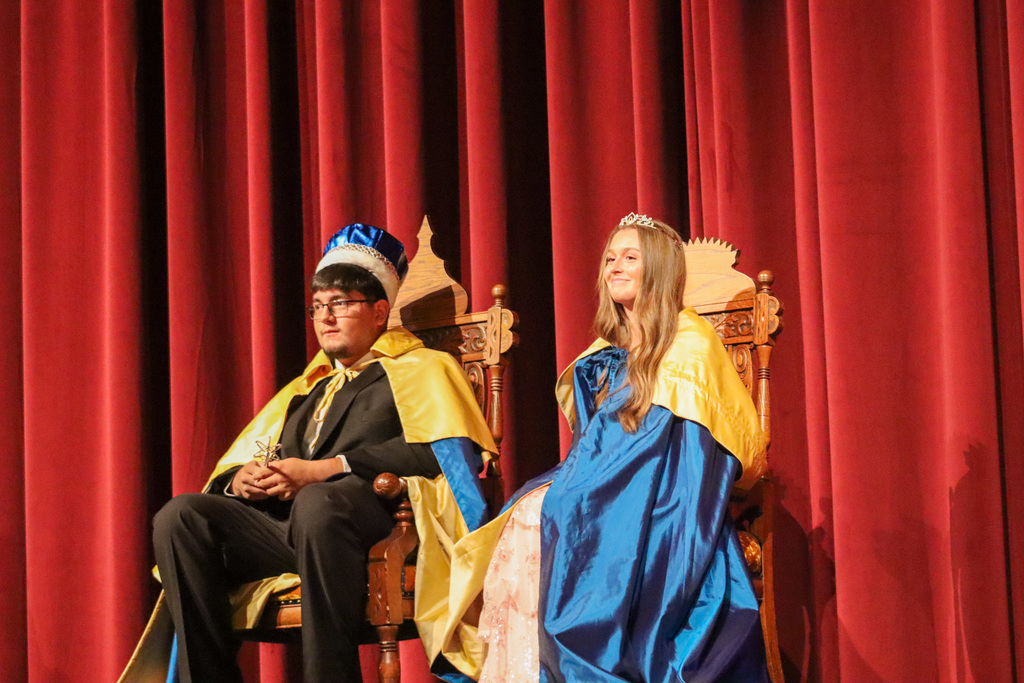 Homecoming king and queen at coronation