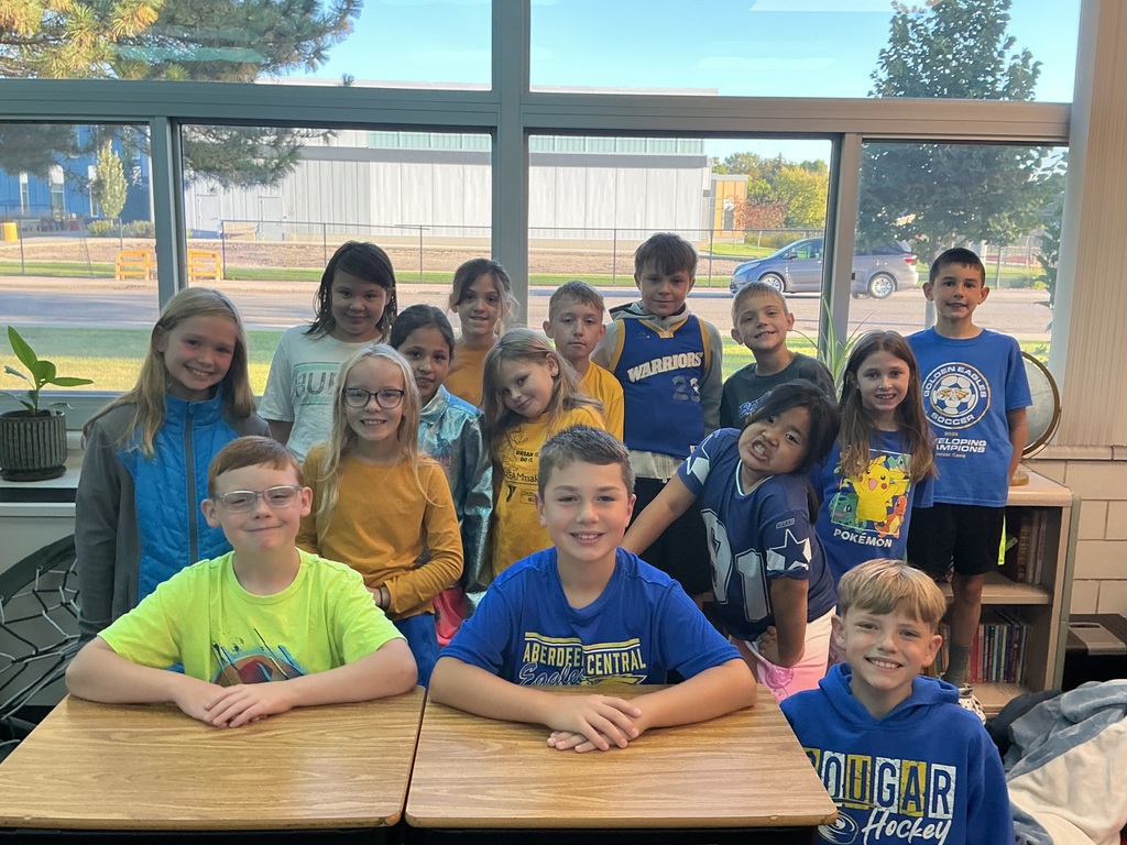 Spirit Day at May Overby