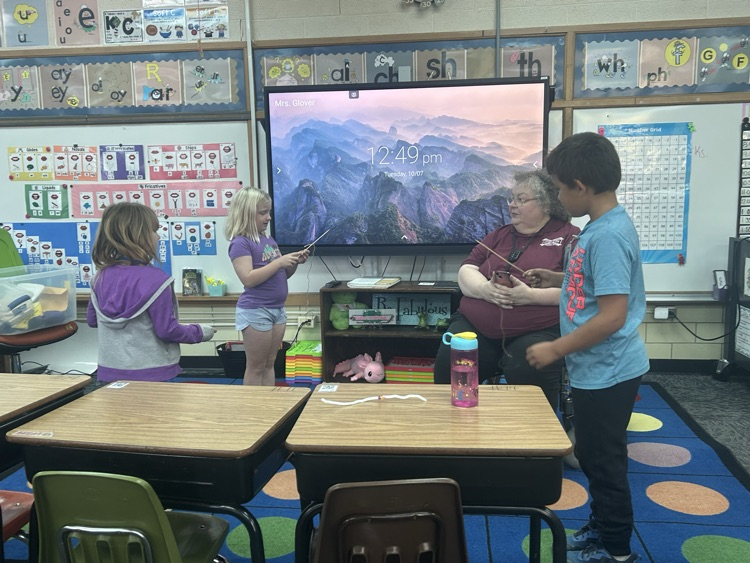 Dacotah Prairie Museum came to visit our classroom an teach us about Native American games.