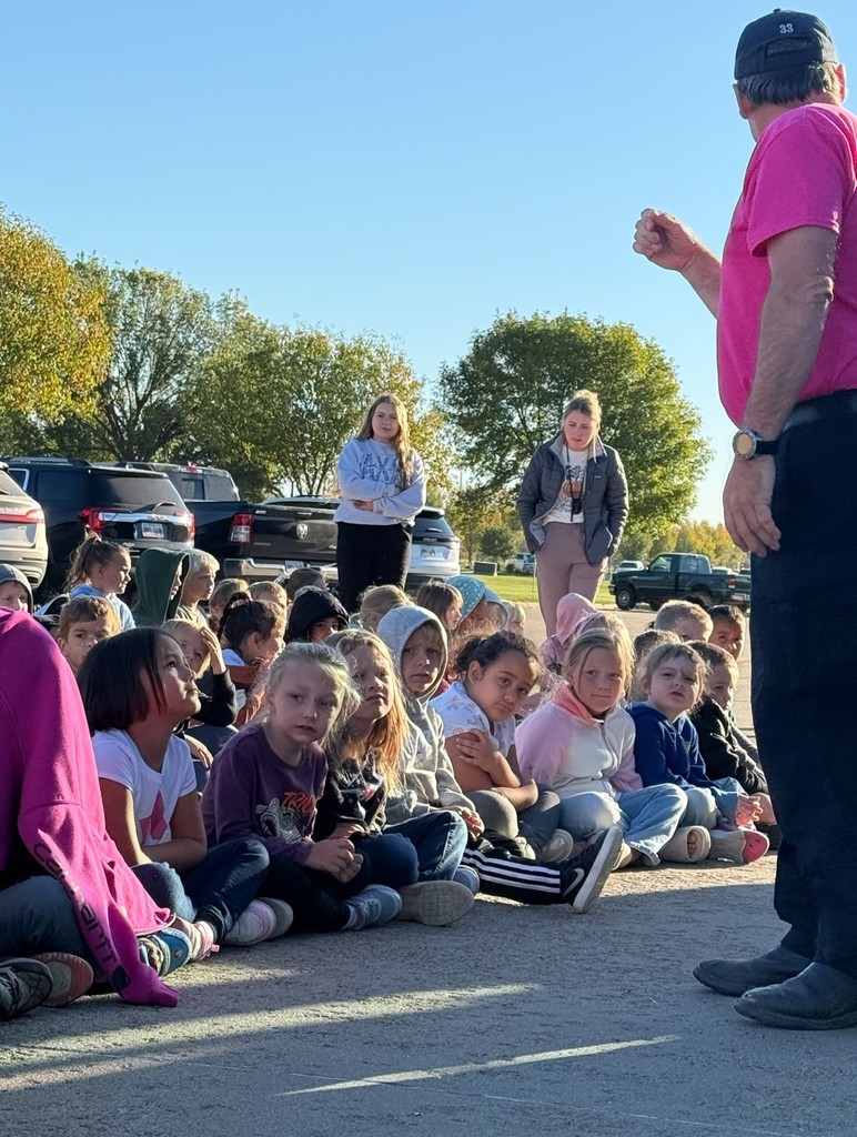 Aberdeen Firefighters visiting with Mike Miller Elementary students