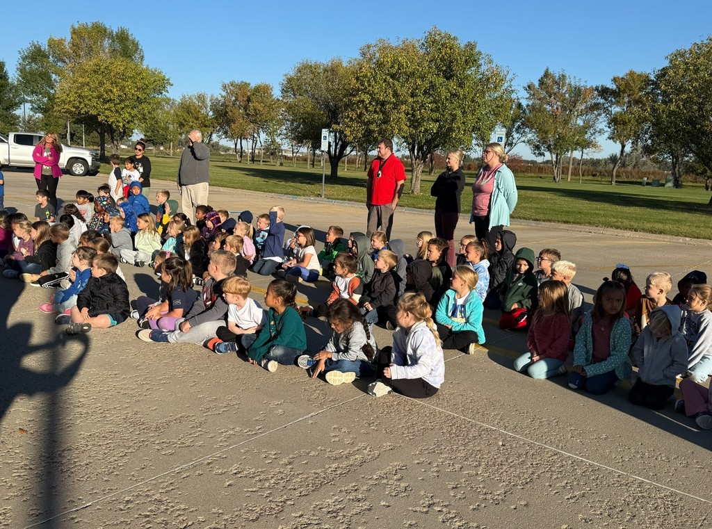 Aberdeen Firefighters visiting with Mike Miller Elementary students