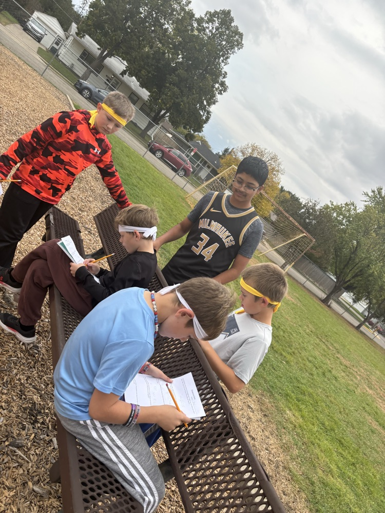 May Overby Number Ninjas has a great time on their scavenger hunt with the FBLA group from CHS!