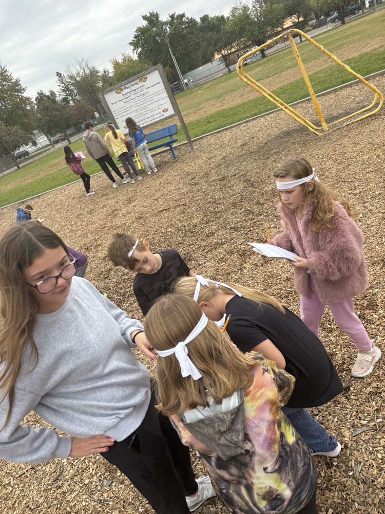 May Overby Number Ninjas has a great time on their scavenger hunt with the FBLA group from CHS!