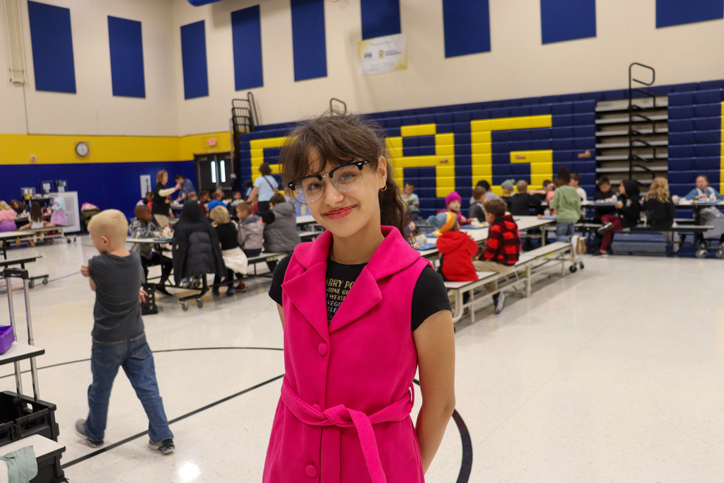 Mike Miller Elementary students during Red Ribbon Week