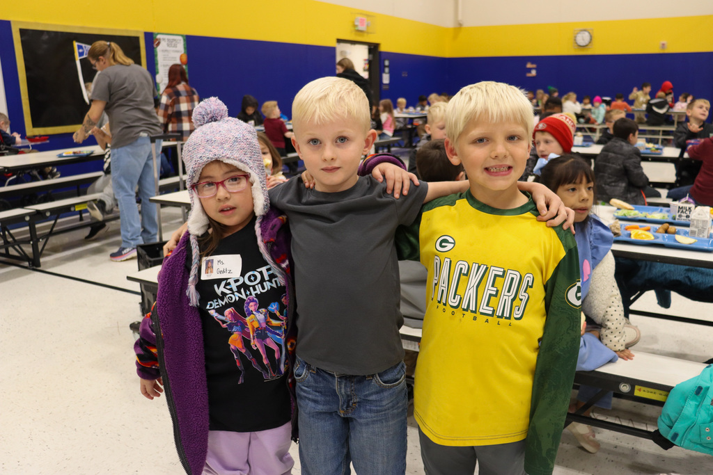 Mike Miller Elementary students during Red Ribbon Week