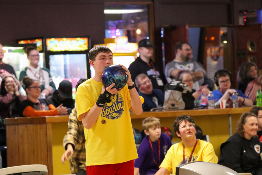 Golden Eagle bowlers at state bowling tournament
