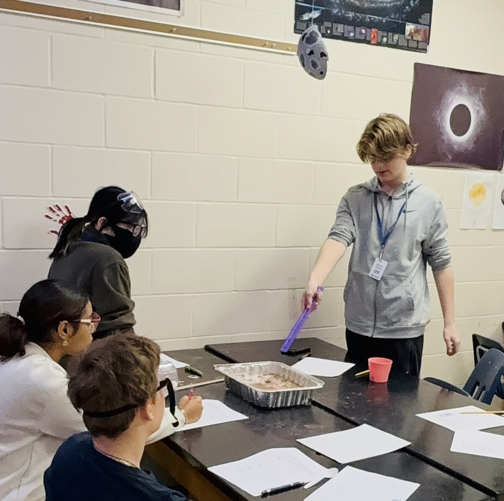 Running an angled-impact test to evaluate how strike direction alters crater symmetry.