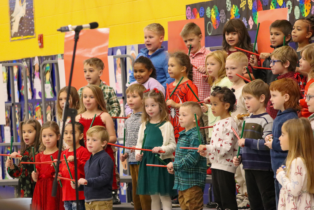Simmons Elementary students performing at their winter concert