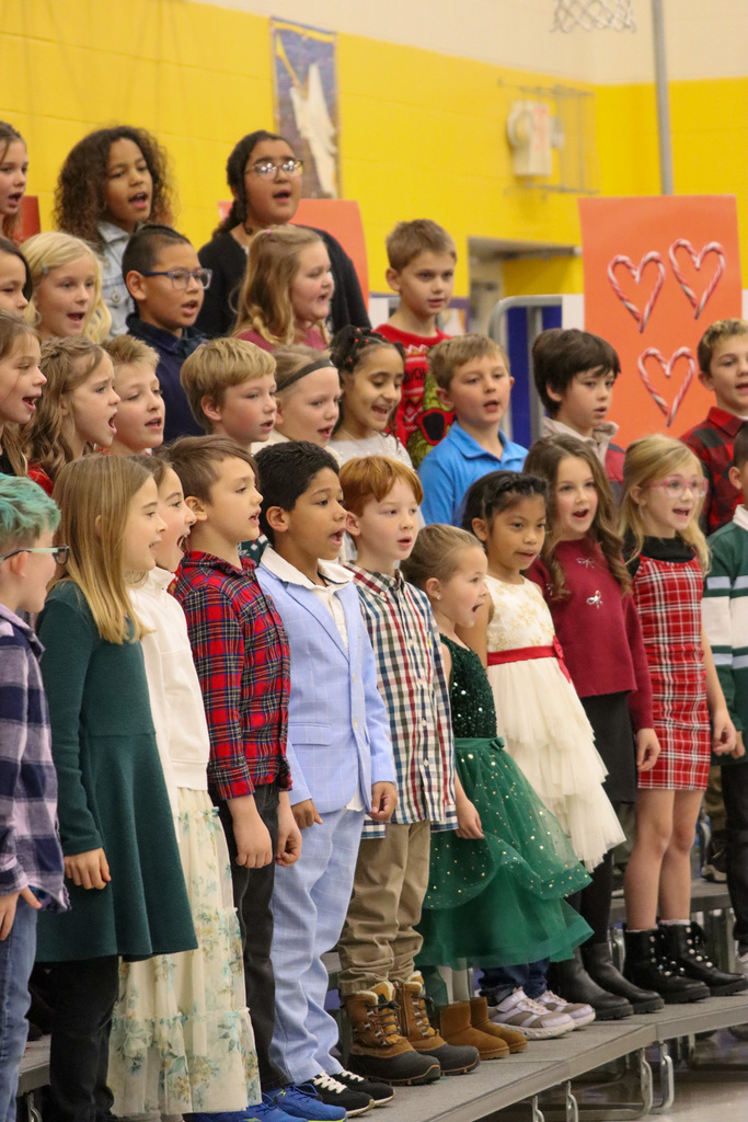 Simmons Elementary students performing at their winter concert