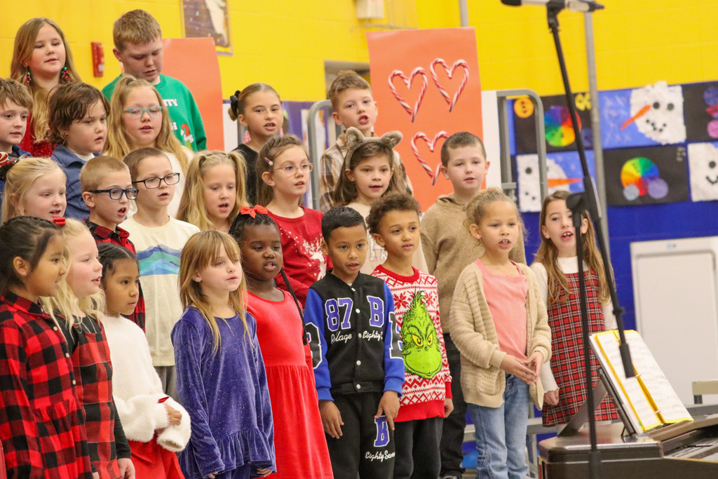 Simmons Elementary students performing at their winter concert