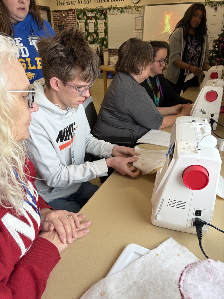 Ms. Unzen's class making stockings