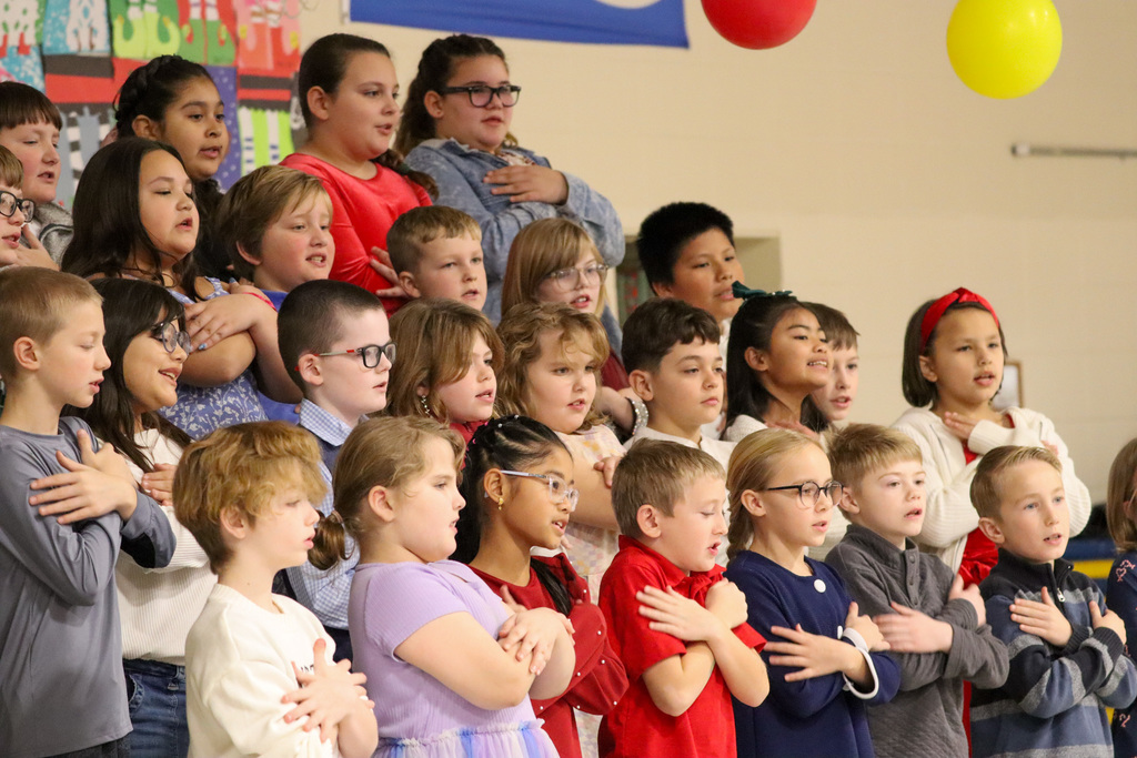Lincoln Elementary students at their Christmas program