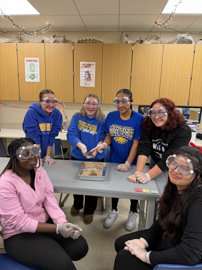 K. Thompson's Science class enjoyed dissecting frogs