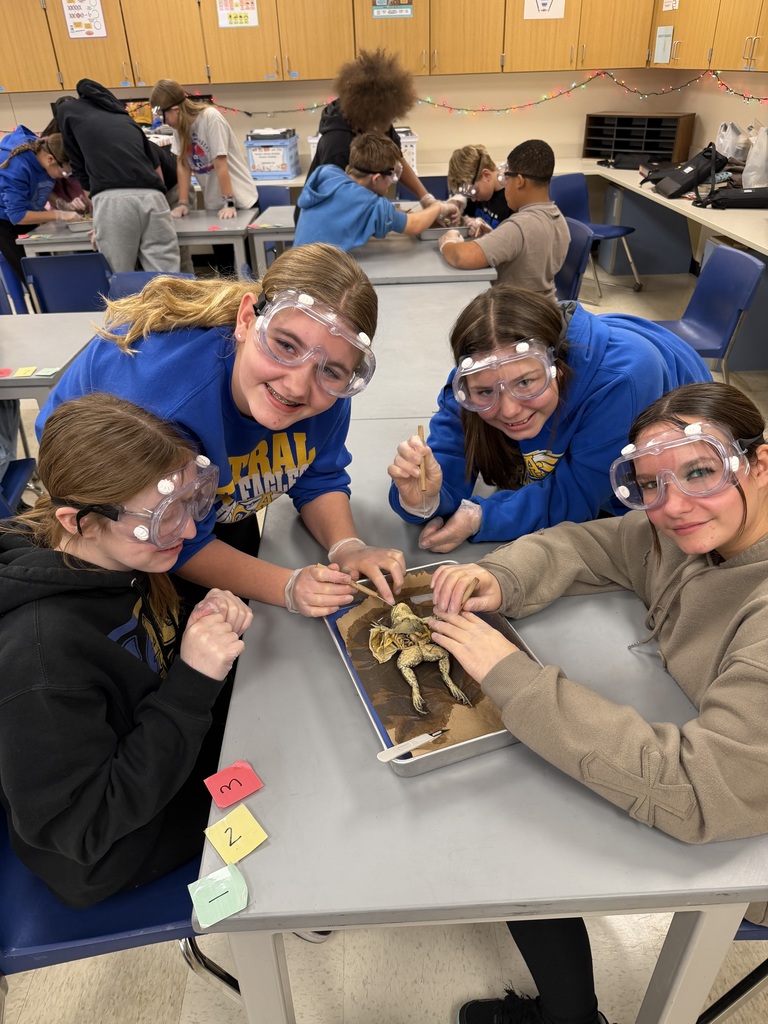 K. Thompson's Science class enjoyed dissecting frogs