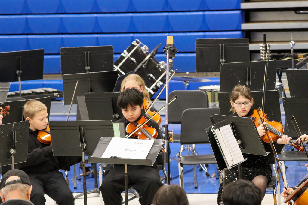 SMS Sixth graders performing at their winter concert