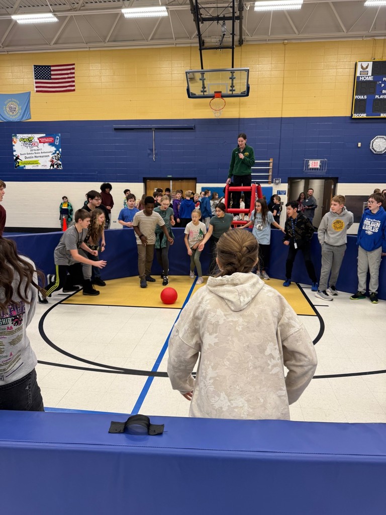 stuents playing gaga ball 