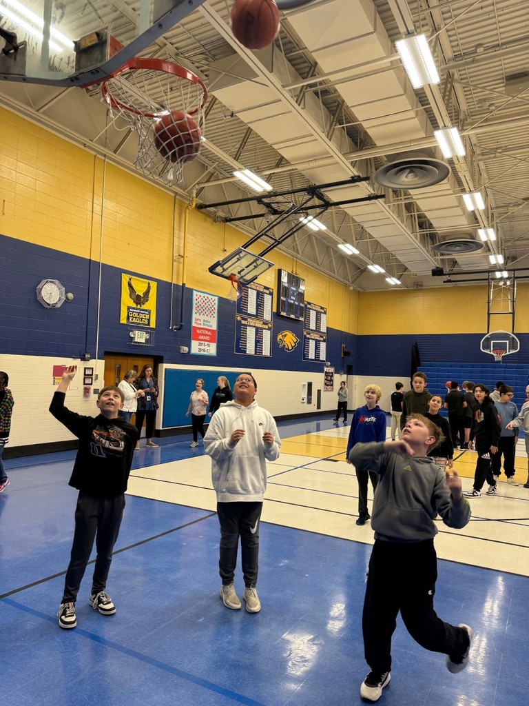 students playing lightening