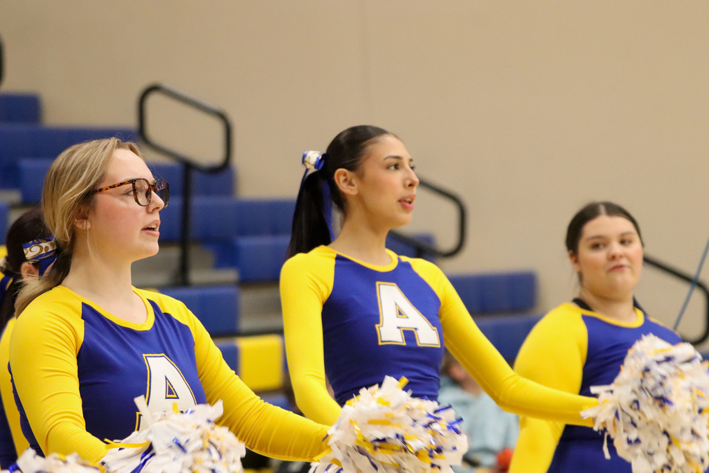 C.C. Lee Elementary Night at the Golden Eagles Basketball Game