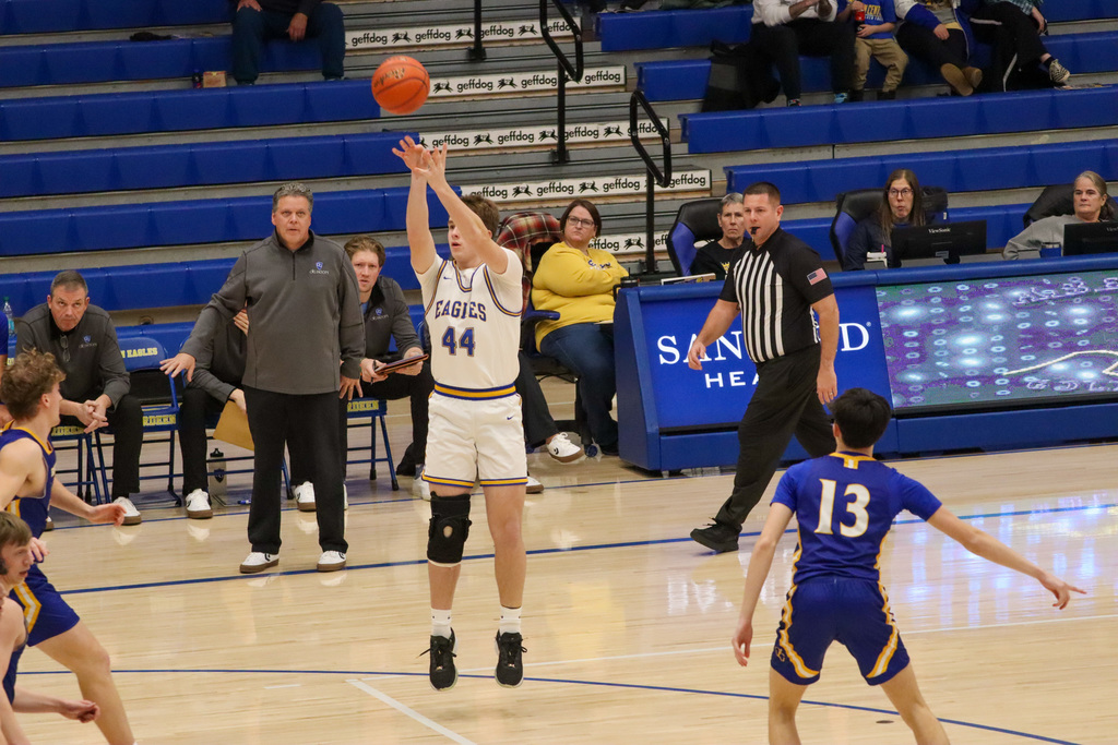 C.C. Lee Elementary Night at the Golden Eagles Basketball Game