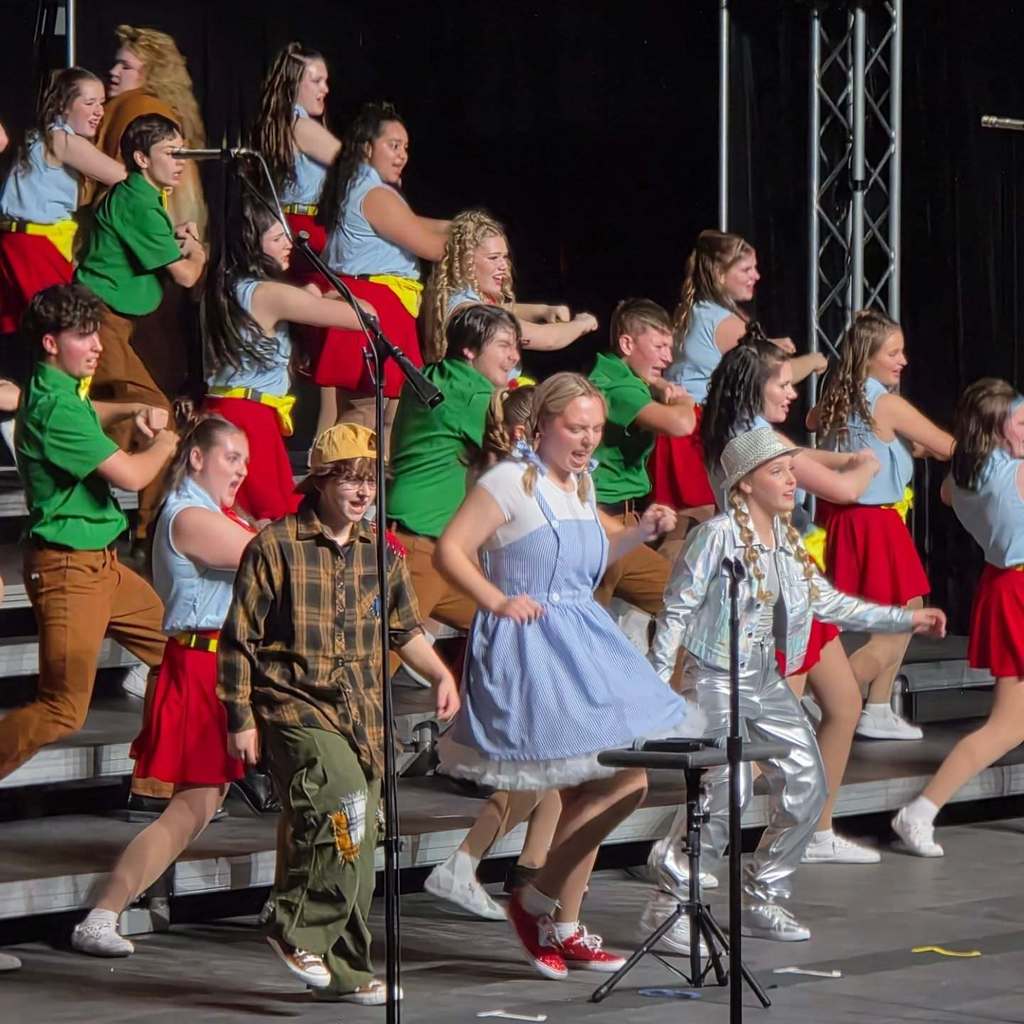 Eagle Express performing 