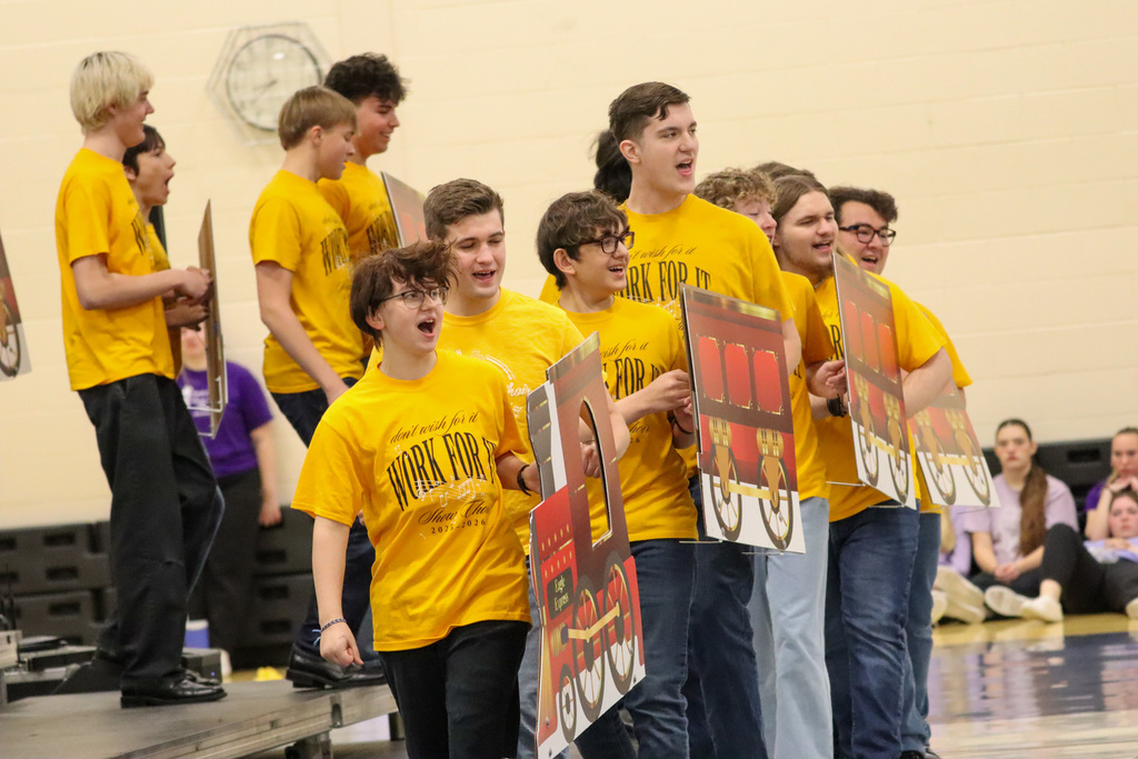 Show choir performing at middle school