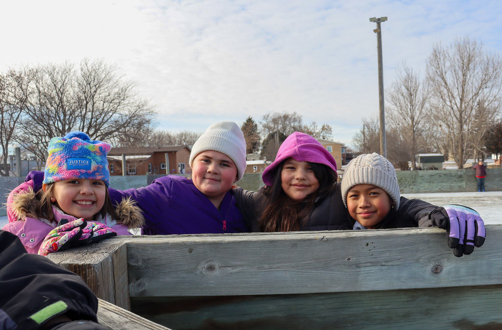 Lincoln students ice skating