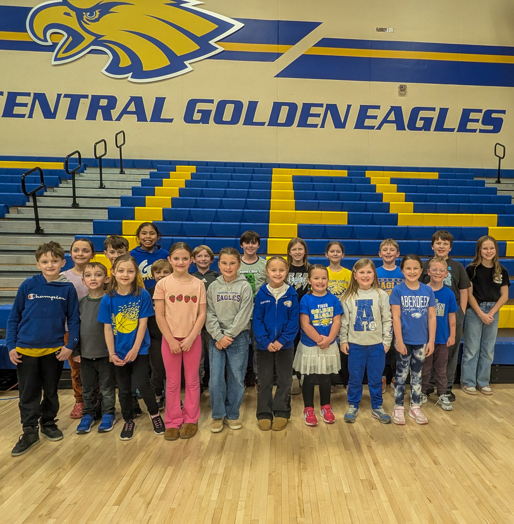 Simmons Elementary students at the CHS boys basketball game