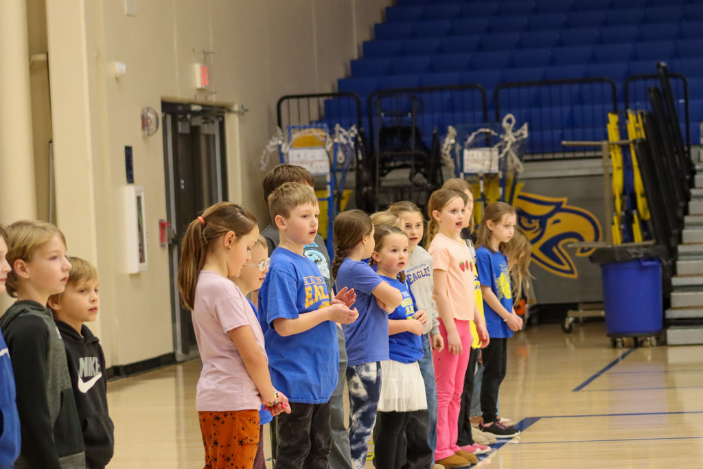 Simmons Elementary students at the CHS boys basketball game