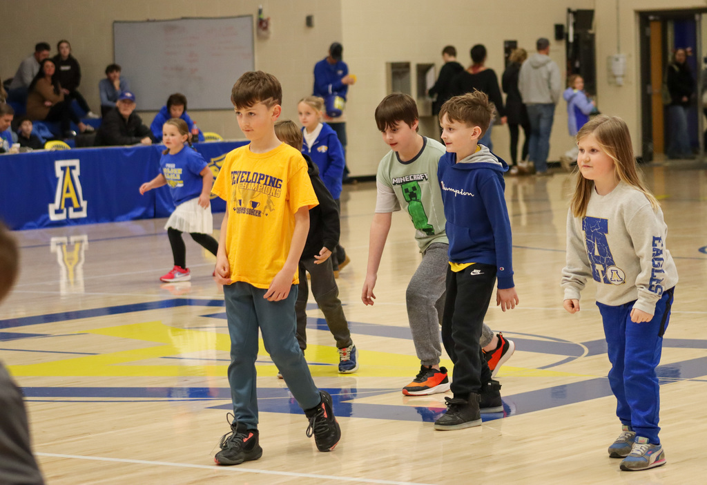 Simmons Elementary students at the CHS boys basketball game