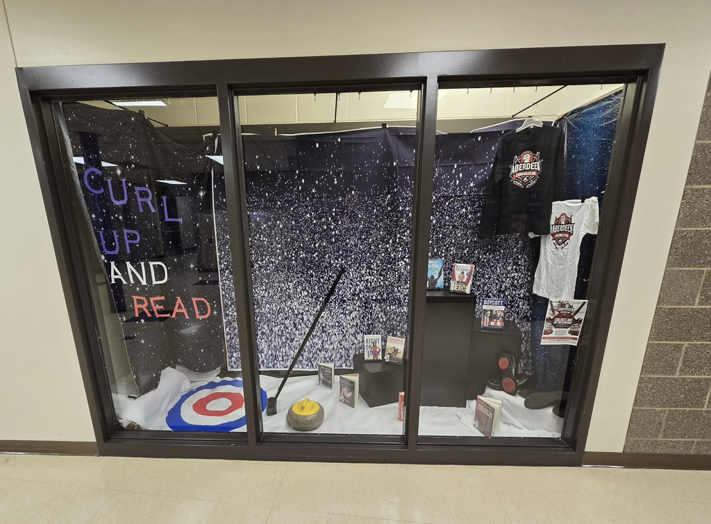 Curl Up and Read display at the CHS Library 