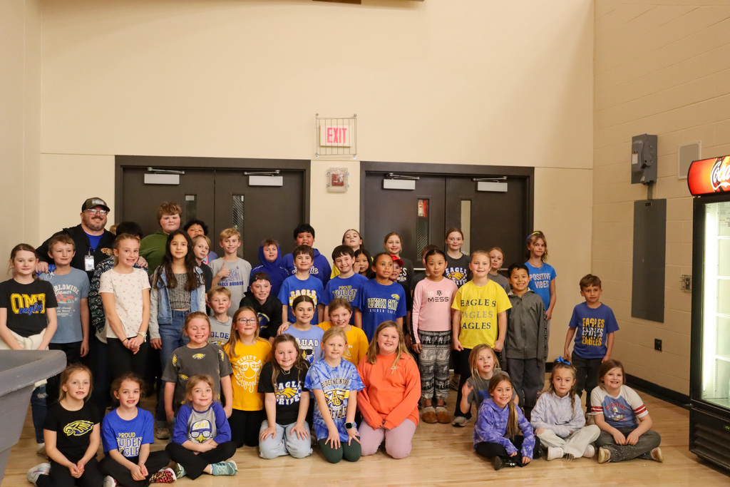 O.M. Tiffany students at CHS basketball game