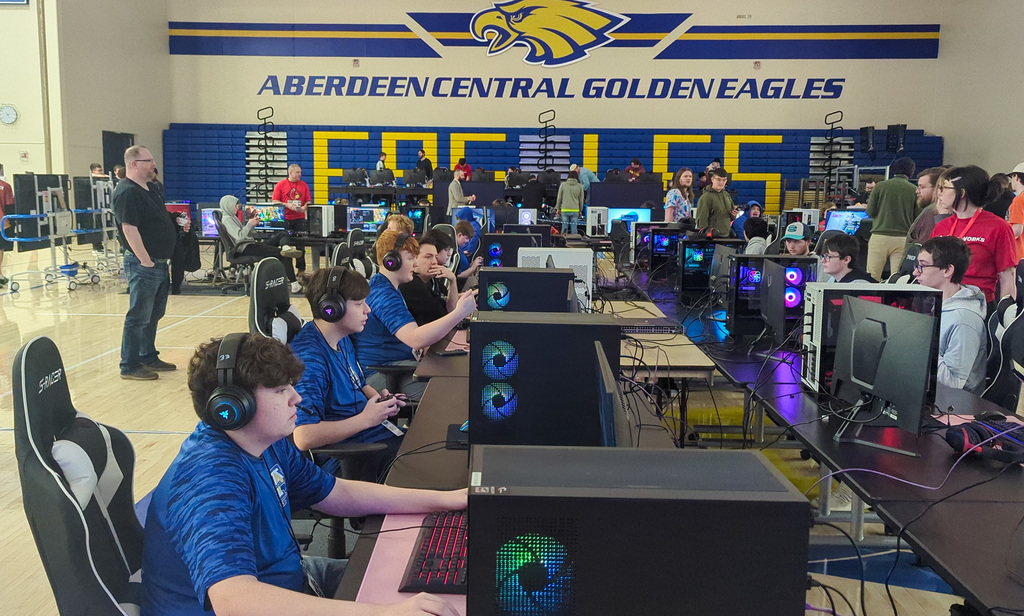 CHS Esports Team competing at S.D. State Esports Tournament