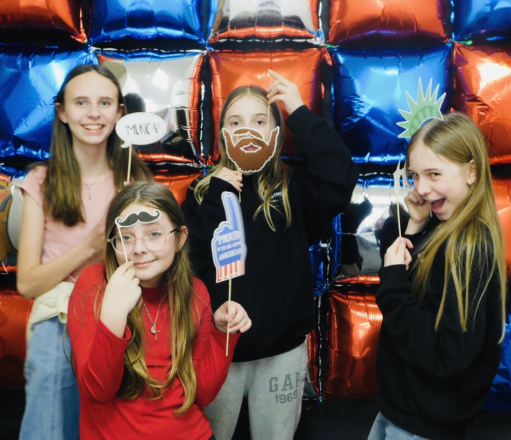 🇺🇸✨ The HMS “America” Dance was a blast! ✨🇺🇸  A fun time was had by all as students celebrated in red, white, and blue with great music, big energy, and lots of Eagle pride 🦅💙💛.  Thank you to everyone who made it such a memorable night! ❤️🤍💙