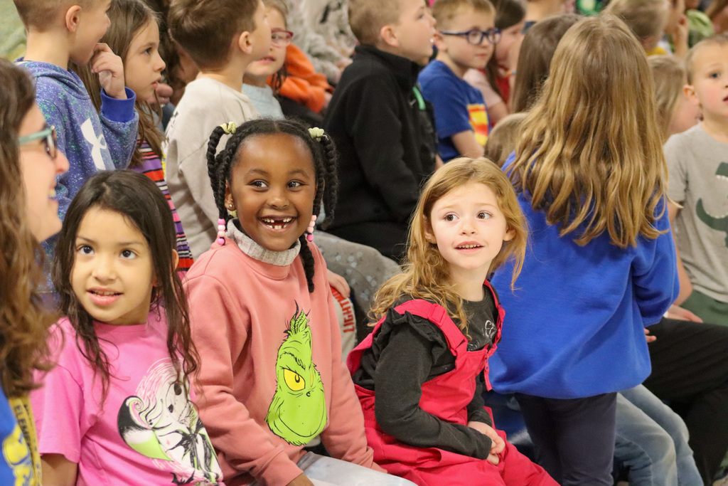 O.M. Tiffany students smiling