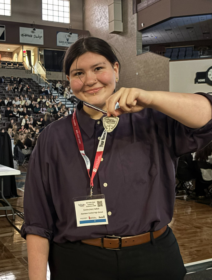 CHS student receiving award at SDHOSA