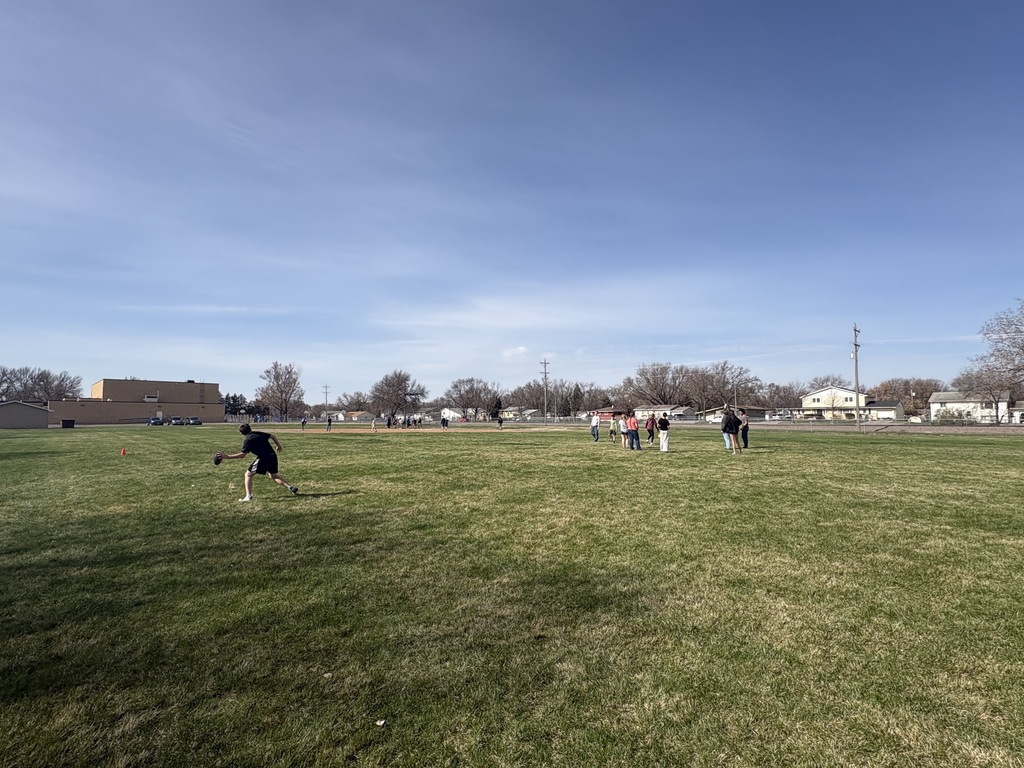 Gonnelly's 7th Grade Classroom Activity (Outside Day)