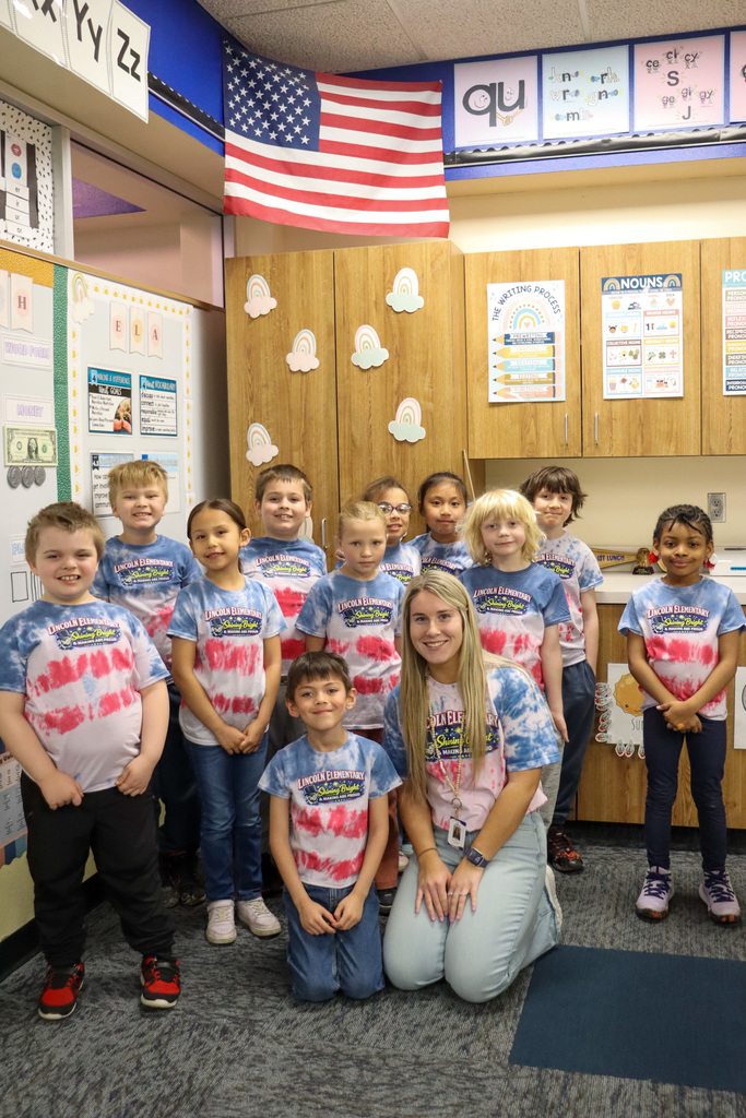 Lincoln staff and students wearing patriotic shirts
