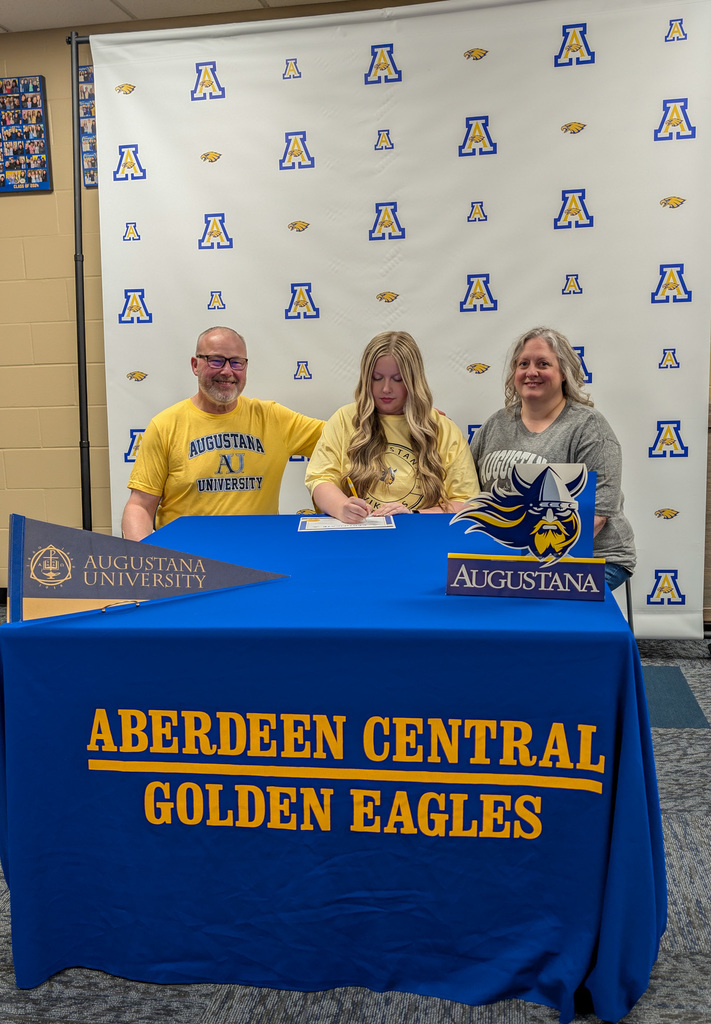 CHS senior Emily Tullar and her parents on Teacher Signing Day