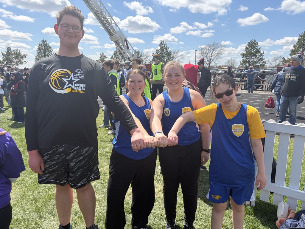 CHS Golden Eagle Special Olympics Athletes at the Northeast Area Track Meet
