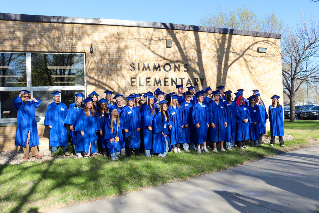 Simmons Elementary group picture