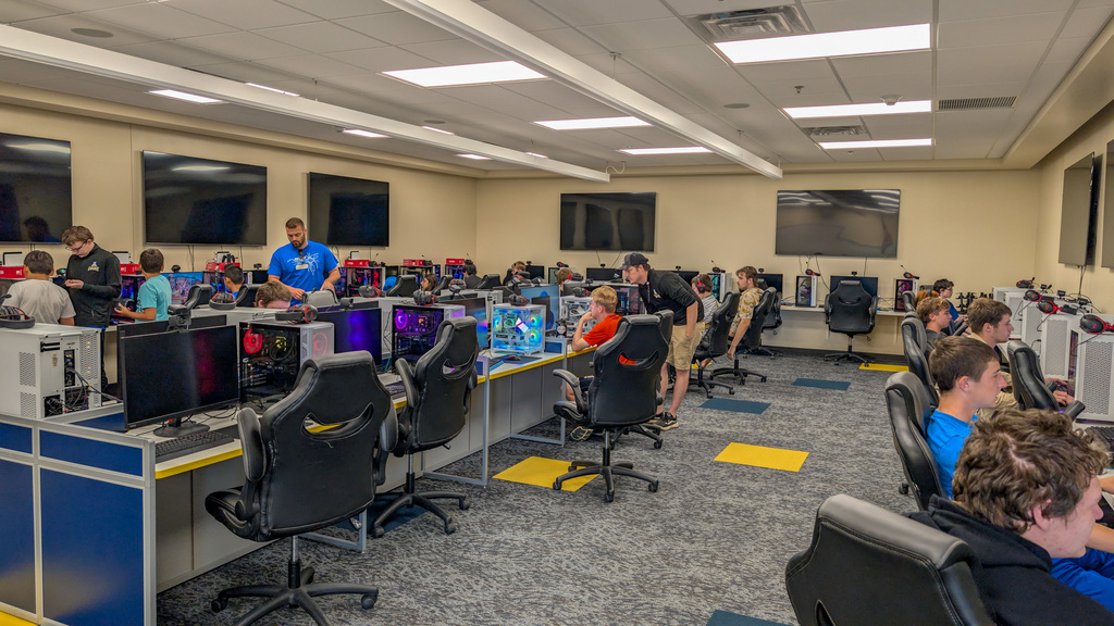 Students playing video games at the Esports Day Camp