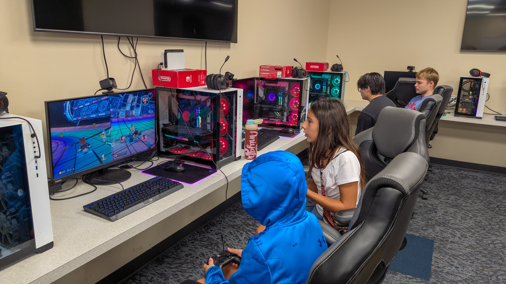 Students playing video games at the Esports Day Camp