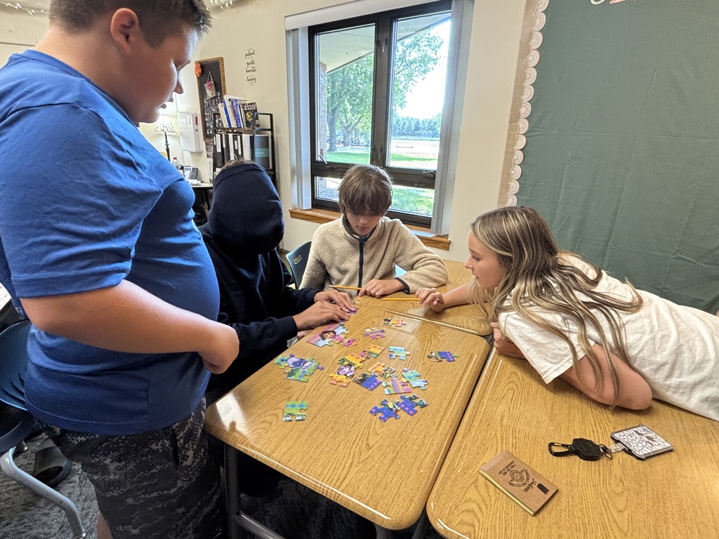 Our 8th grade students had a fun, hands-on experience practicing group communication! Puzzle masters worked together with their classmates, using teamwork, clear directions, and encouragement to successfully put together their kiddie puzzles. It was a great way to see communication and collaboration skills in action!