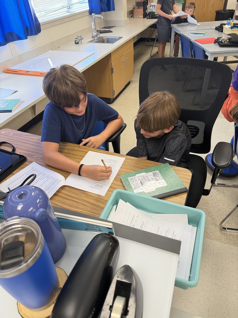 Today, 7th-grade students participated in a lab activity focused on grouping and classifying objects based on their different characteristics. Students practiced observing, identifying similarities and differences, and organizing objects into groups based on shared traits.