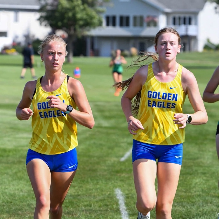 Girls XC runners 