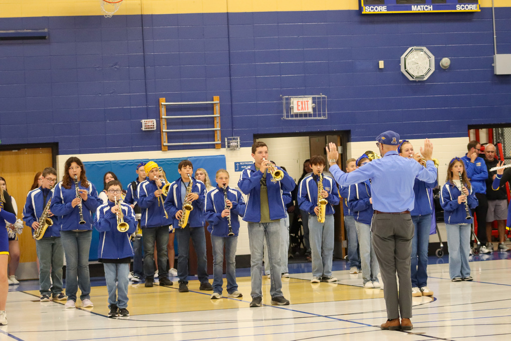 SMS band performing during pep rally