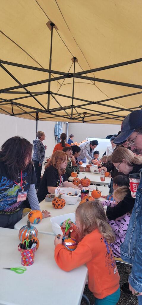 ART CLUB members helped younger kids explore their creativity this past weekend!