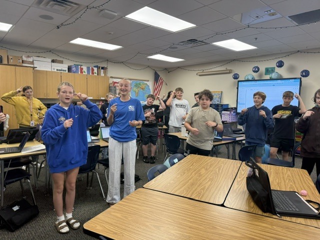Hiles' 7th grade using Whole Brain Thinking to learn the Midwest States/Capitals